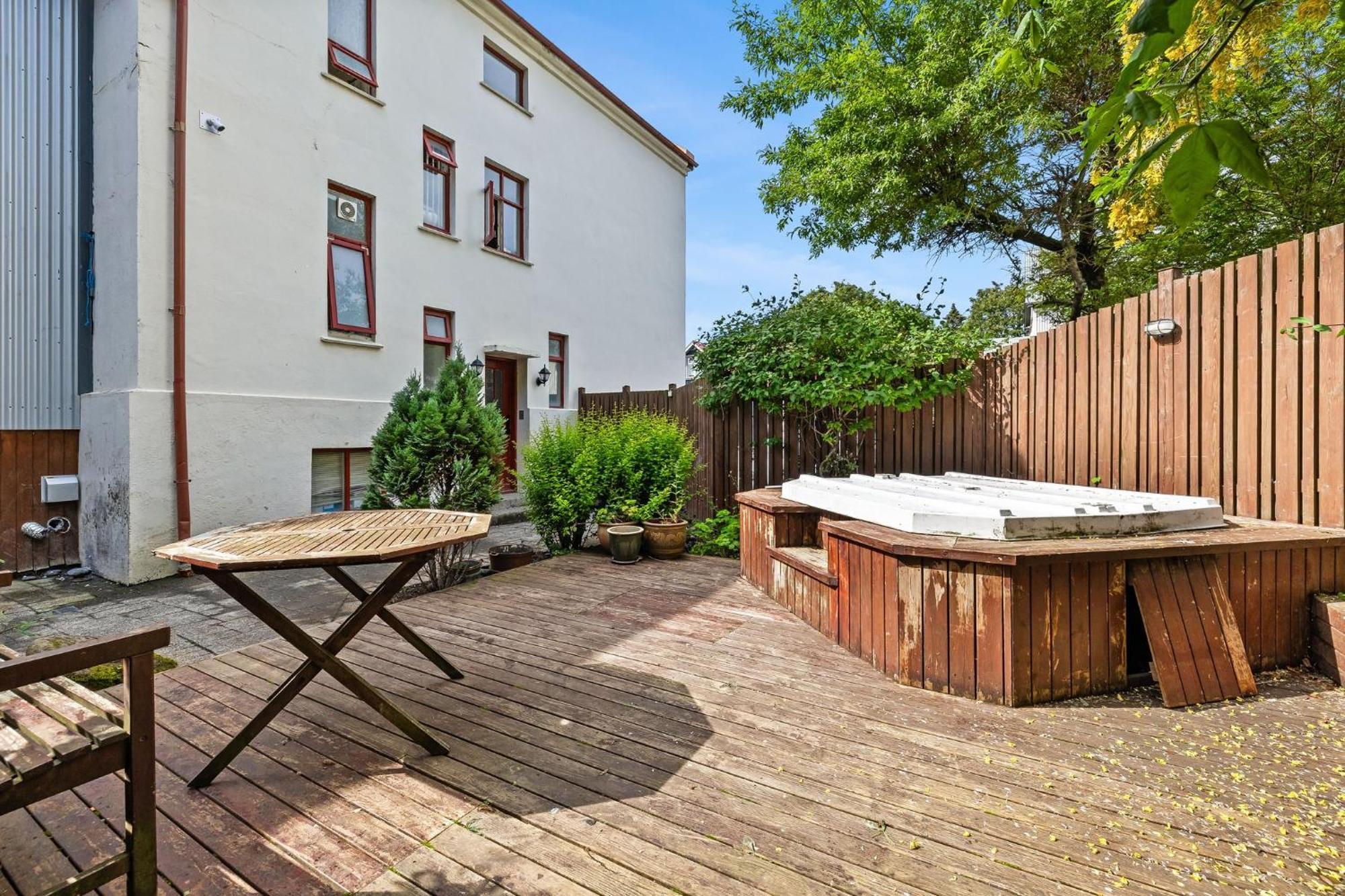 Downtown Reykjavik Baldursbra Holiday Home Zewnętrze zdjęcie